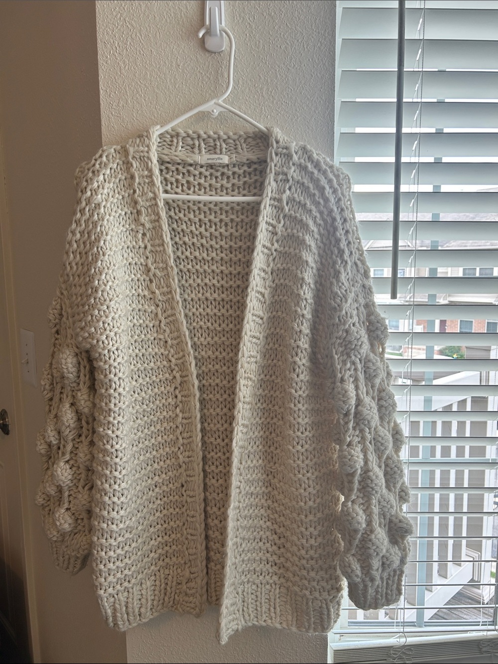 Amaryllis Cream Chunky Open-Front Cardigan with Bubble Sleeves